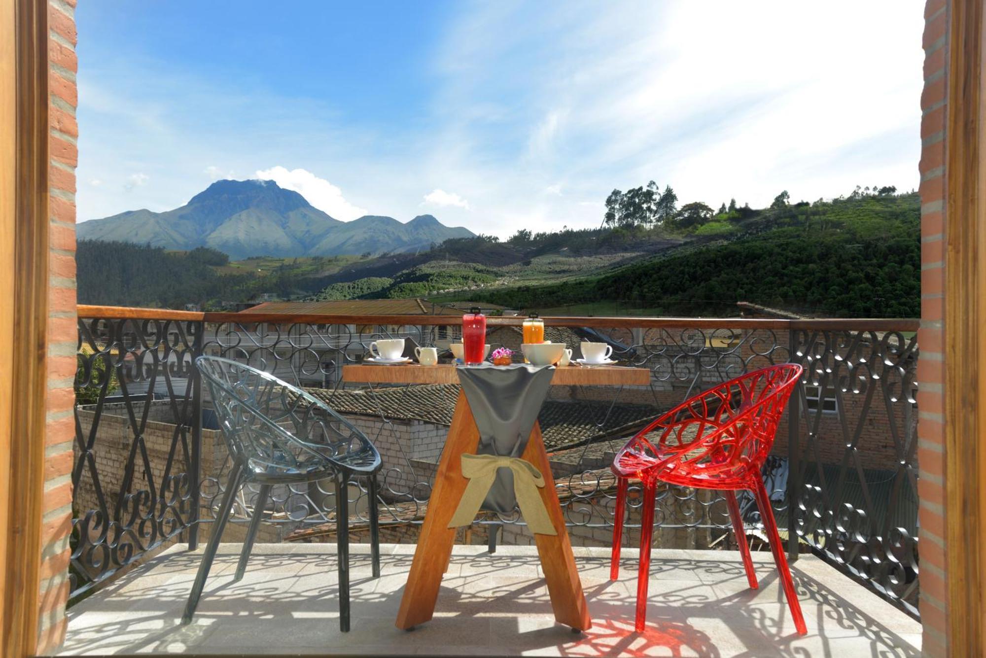 Hotel Otavalo Exterior photo